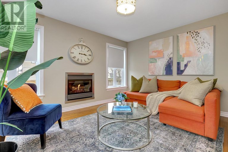 29594143/254-tewsley-drive/riverside-southgloucester-glen/ottawa/ontario/K1V0Y6_12