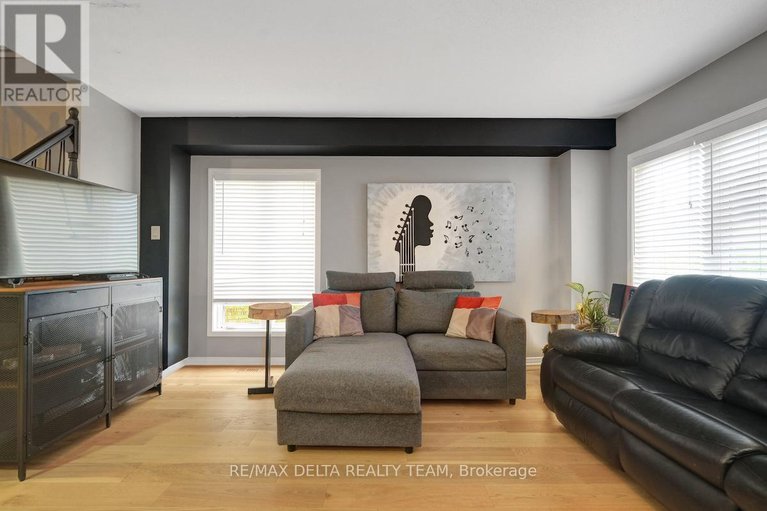 28887238/244-parkrose-private/chatelaine-village/ottawa/ontario/K4A0N8_9