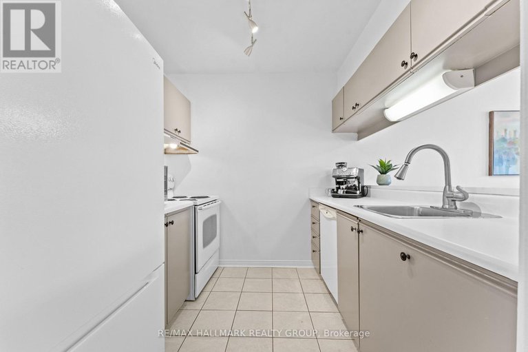 28544360/104-1099-cadboro-road/carson-grove/ottawa/ontario/K1J9K4_10