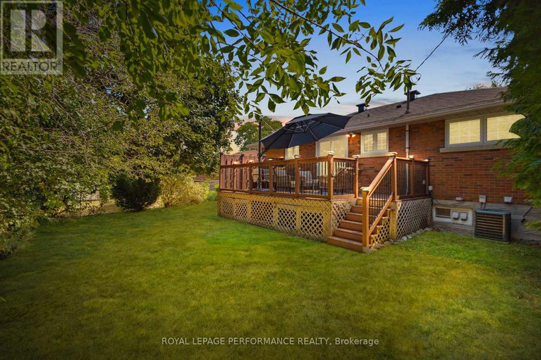 28772840/705-pleasant-park-road/elmvale-acres/ottawa/ontario/K1G1Y3_40