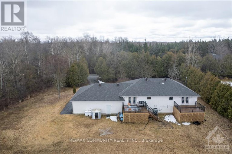 28933276/3067-mcgovern-road/north-grenville-twp-kemptville-south/north-grenville/ontario/K0G1J0_26