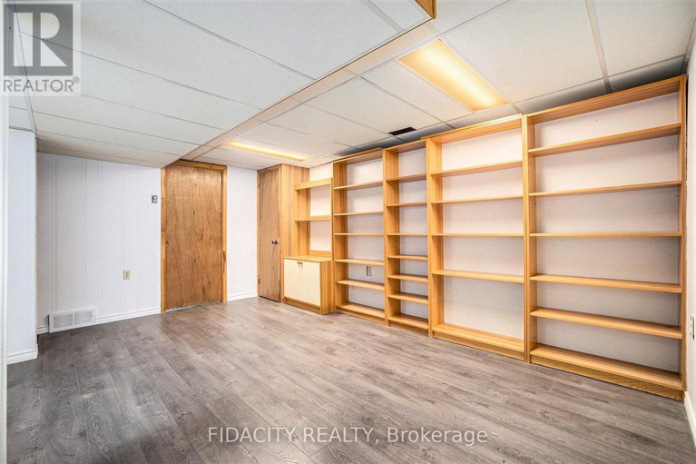 28998327/42-stinson-avenue/lynwood-village/ottawa/ontario/K2H6N4_24