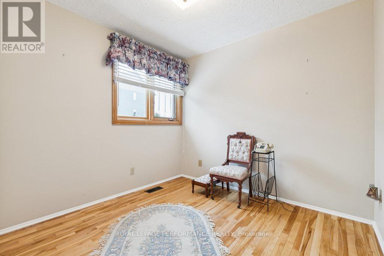 29103097/2314-cotters-crescent/windsor-park-village/ottawa/ontario/K1V8Y6_26