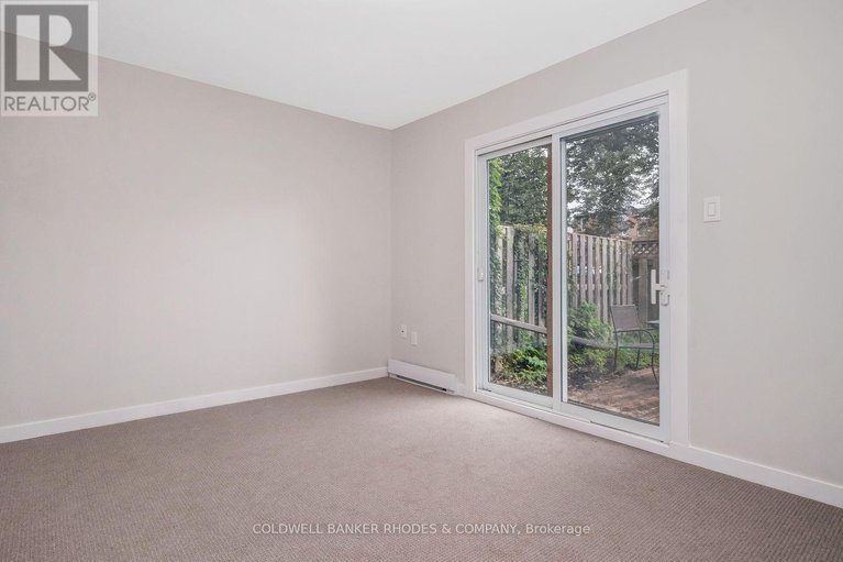 29445571/2098-eric-crescent/pineview/ottawa/ontario/K1B4P4_43