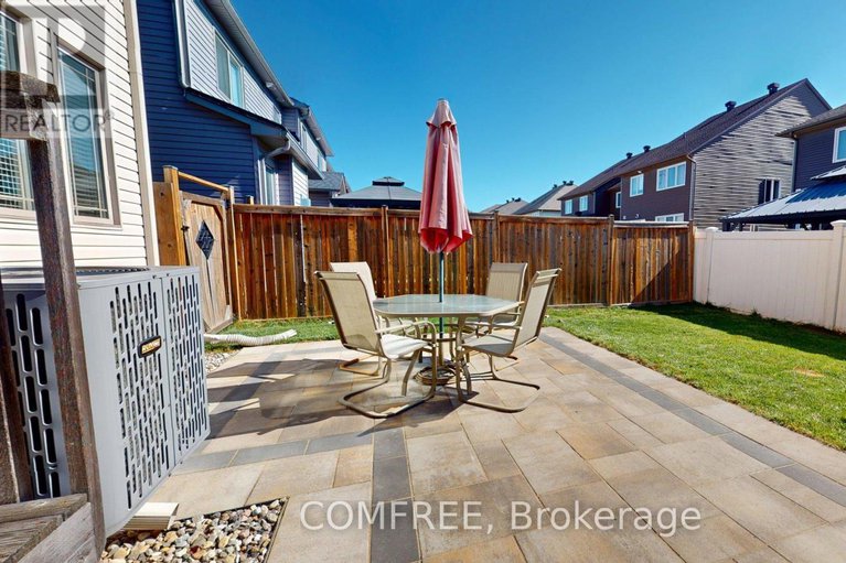 28955201/433-barrick-hill-road/emerald-meadowstrailwest/ottawa/ontario/K2M0H7_26