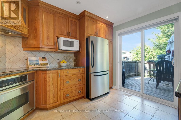 29048686/68-pheasant-run-drive/pheasant-run/ottawa/ontario/K2J2R4_19