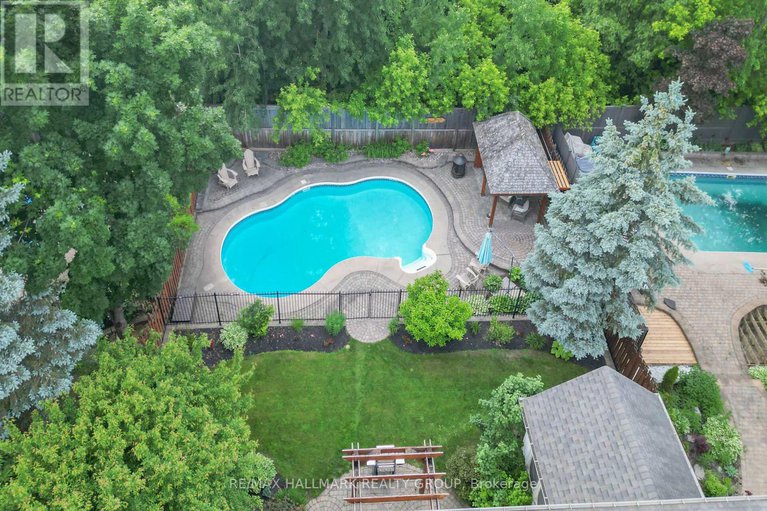 28509443/31-kyle-avenue/stittsville-central/ottawa/ontario/K2S1G9_44