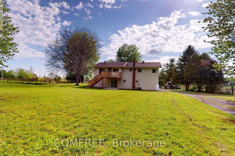 29498593/4437-county-road-12/south-stormont-osnabruck-twp/south-stormont/ontario/K0C1R0_23