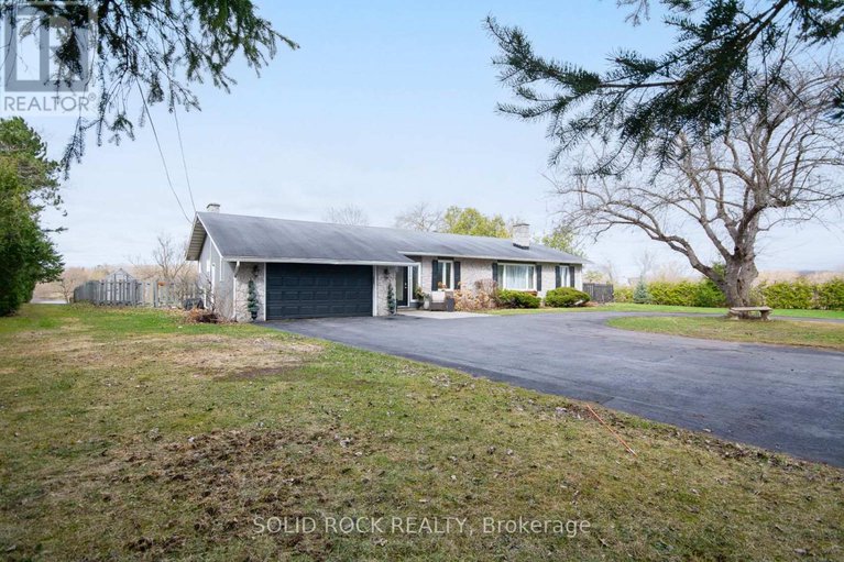 28251367/724-river-road/riverside-southgloucester-glen/ottawa/ontario/K4M1B2_19