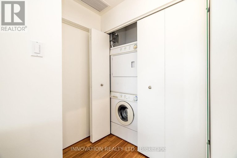 28532555/716-354-gladstone-avenue/ottawa-centre/ottawa/ontario/K2P0R4_19