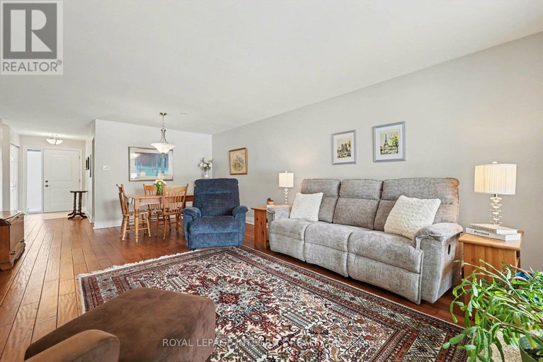 29358695/16-pebble-beach-court/stittsville-central/ottawa/ontario/K2S1B9_17