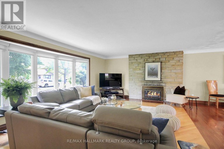 28389488/27-savuto-way/meadowlandscrestview/ottawa/ontario/K2G2S9_7
