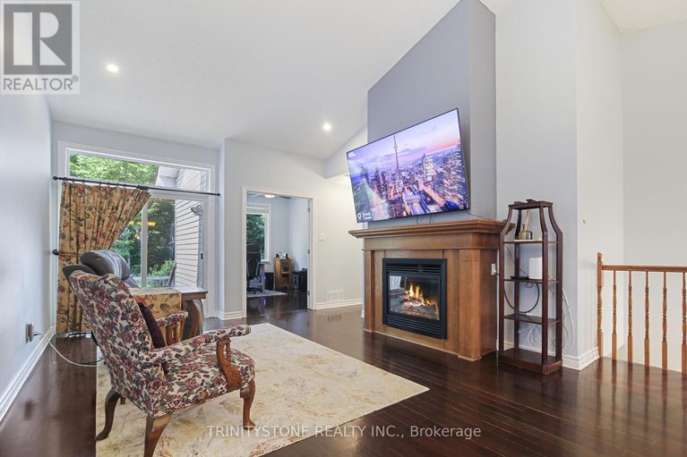28552105/422-statewood-drive/morgans-grantsouth-march/ottawa/ontario/K2K0B7_16