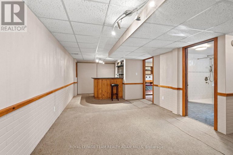 28867899/3-domus-crescent/lynwood-village/ottawa/ontario/K2H6A3_22