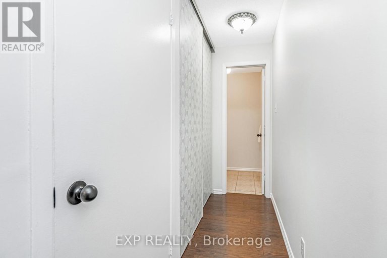 29240374/104-1820-marsala-crescent/fallingbrookpineridge/ottawa/ontario/K4A2E7_15