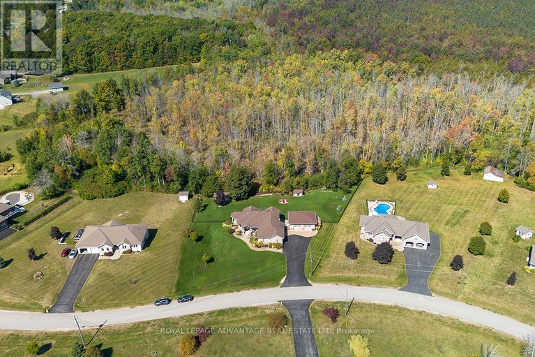 29453624/263-georgina-street/drummond-n-elmsley-drummond-twp/drummondnorth-elmsley/ontario/K7H3C9_45