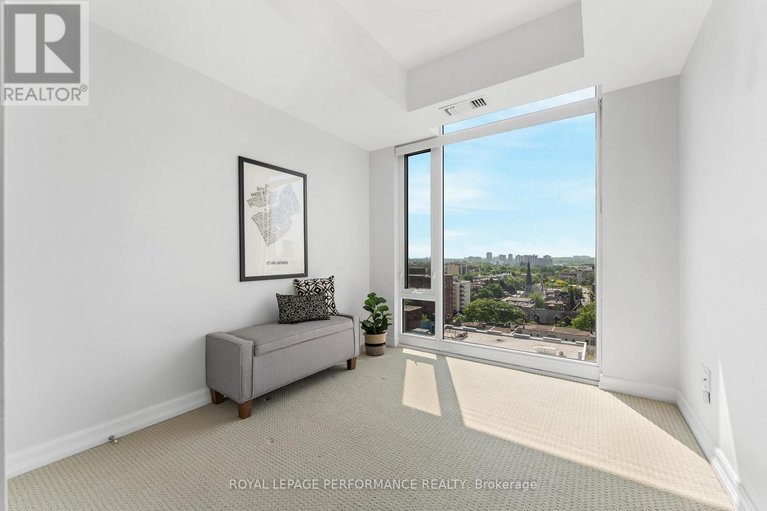 29635683/1504-238-besserer-street/sandy-hill/ottawa/ontario/K1N6B1_30