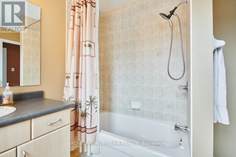 29425874/162-redcliff-avenue/longfields/ottawa/ontario/K2J5J7_29