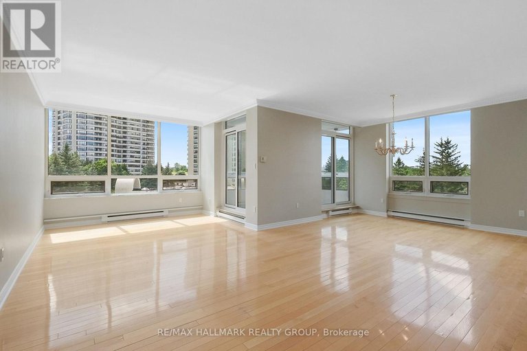 28638774/301-1480-riverside-drive/riverview-park/ottawa/ontario/K1G5H2_12