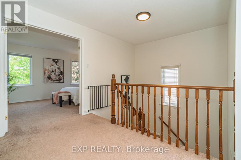 28394255/1091-rocky-harbour-crescent/riverside-southgloucester-glen/ottawa/ontario/K1V1V4_32