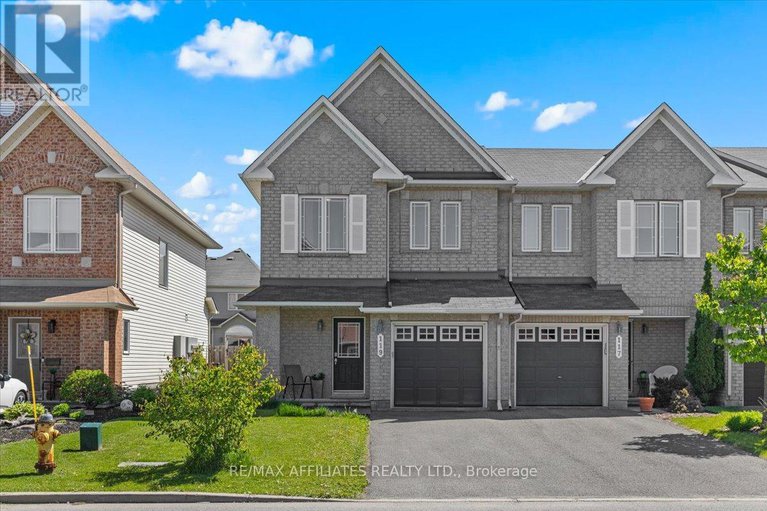 119 Silvermoon Crescent