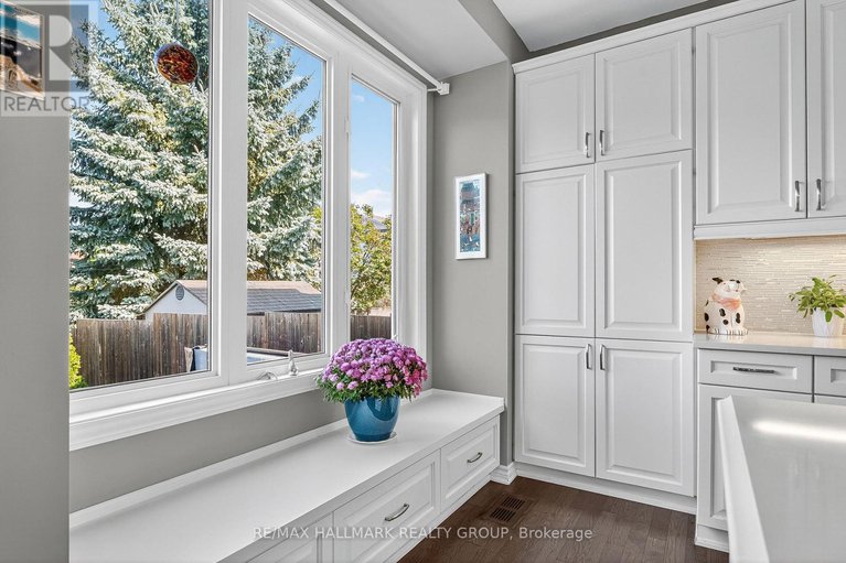 28861580/124-lily-pond-street/emerald-meadowstrailwest/ottawa/ontario/K2M0J3_18