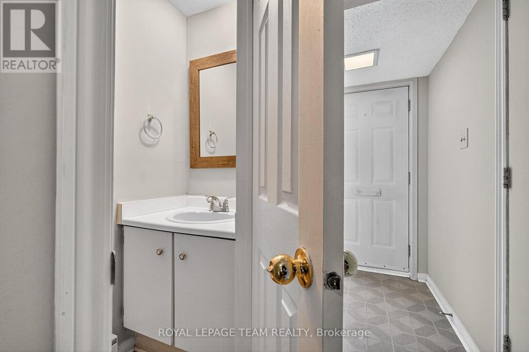 28941002/11-peary-way/katimavik/ottawa/ontario/K2L1Z9_9