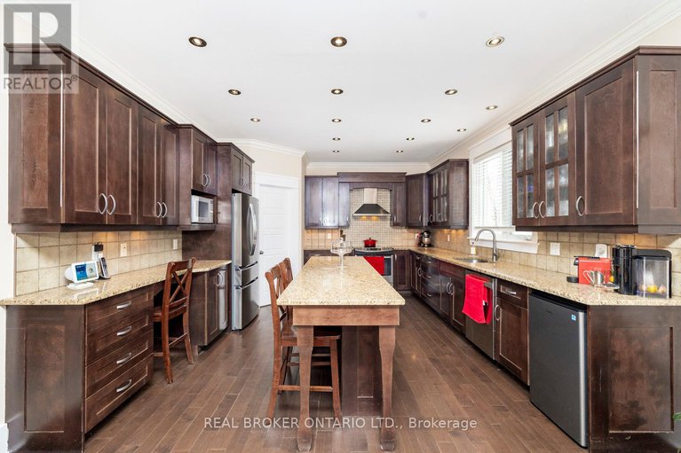 28546576/221-jensen-court/carp/ottawa/ontario/K0A1L0_12