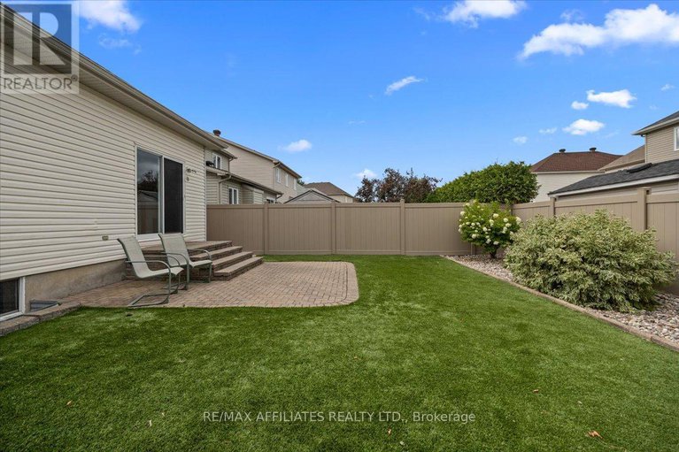 28798162/1147-mulder-avenue/fallingbrookgardenway-south/ottawa/ontario/K4A4G8_36