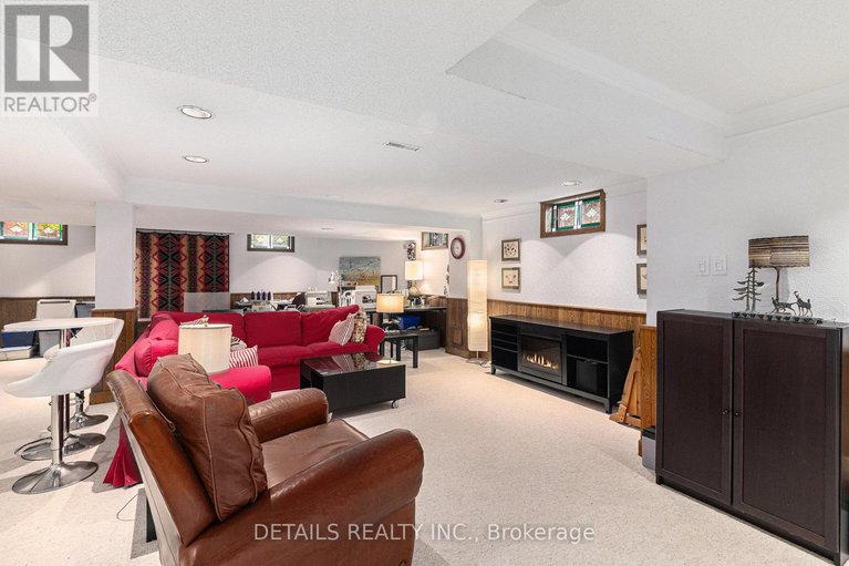 28441519/3-wintergreen-drive/stittsville-central/ottawa/ontario/K2S1E5_38
