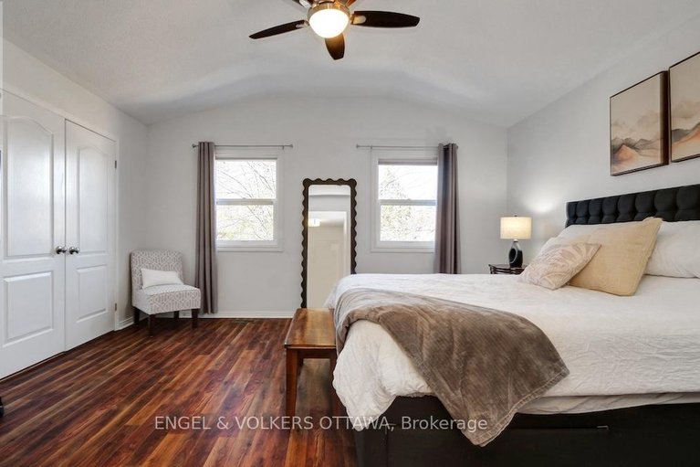 29581812/1263-randboro-crescent/navan/ottawa/ontario/K4B1K7_29