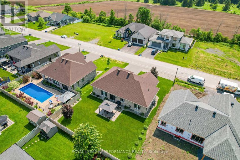 28450565/6685-yacht-boulevard/south-glengarry-charlottenburgh-twp/south-glengarry/ontario/K6H7N6_48