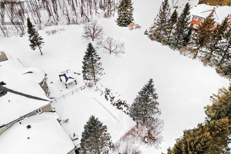 29425295/5749-knights-drive/manotick-east-to-manotick-station/ottawa/ontario/K4M1K2_38