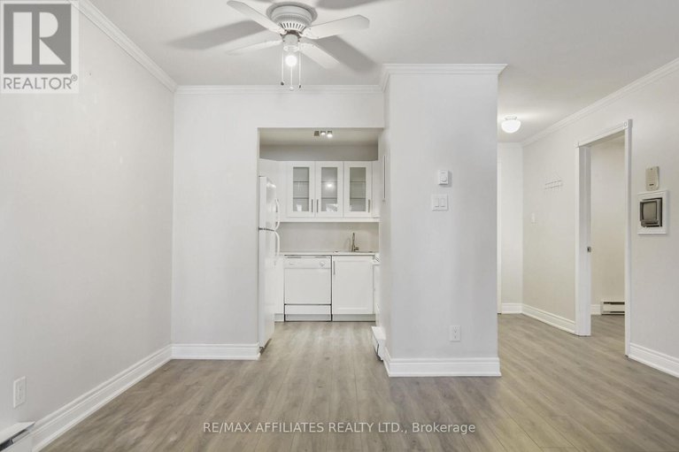 28334395/1-160-bruyere-street/lower-townbyward-market/ottawa/ontario/K1N5E1_16