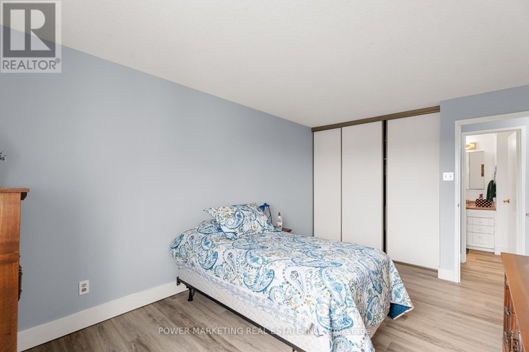 28275801/715-1599-lassiter-terrace/beaconwood/ottawa/ontario/K1J8R6_22