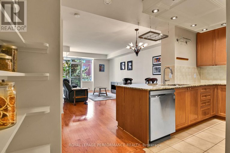 29227689/229-205-bolton-street/lower-townbyward-market/ottawa/ontario/K1N1K7_9