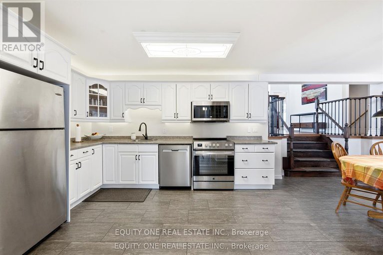 29347174/17-savage-drive/stittsville-central/ottawa/ontario/K2S1B9_13