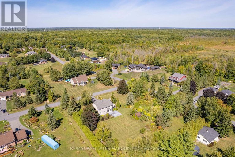 28865115/5479-poplar-avenue/long-sault/south-stormont/ontario/K0C1P0_40