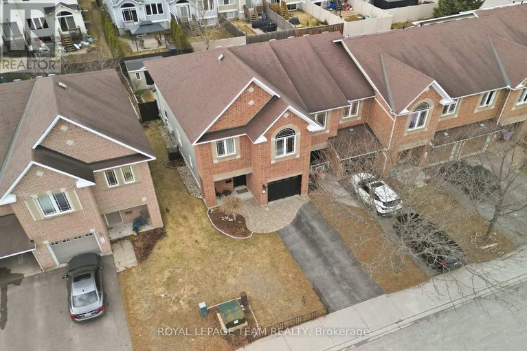 29591881/210-hunterbrook-street-n/morgans-grantsouth-march/ottawa/ontario/K2K0E6_7