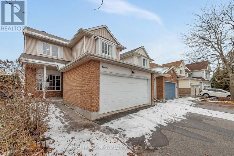 29232445/644-valin-street/fallingbrookgardenway-south/ottawa/ontario/K4A3S9_2