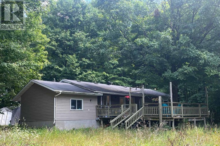 28751260/4960-county-rd-34-road/south-glengarry-charlottenburgh-twp/south-glengarry/ontario/K0C2J0_28