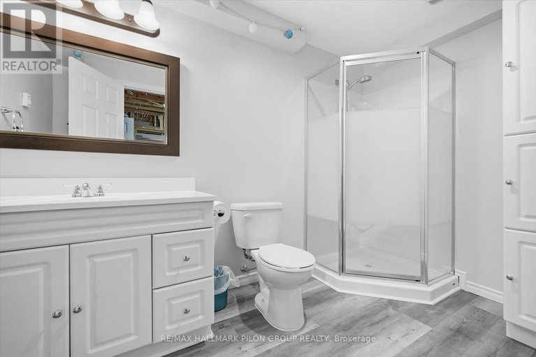 29408731/1326-dussere-street/convent-glen-south/ottawa/ontario/K1C1P4_25