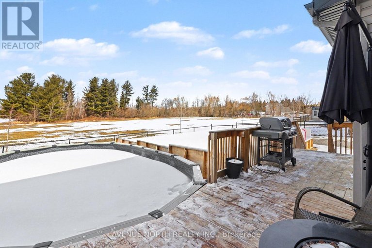 29522609/668-geneva-crescent/embrun/russell/ontario/K0A1W0_30