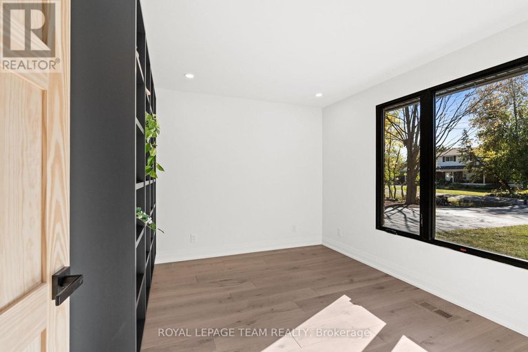 28989052/5575-south-sunset-drive/manotick-long-island-nicholls-island/ottawa/ontario/K4M1J4_19
