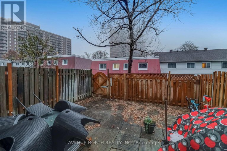 29168638/25-665-hochelaga-street/carson-meadows/ottawa/ontario/K1K2E8_17