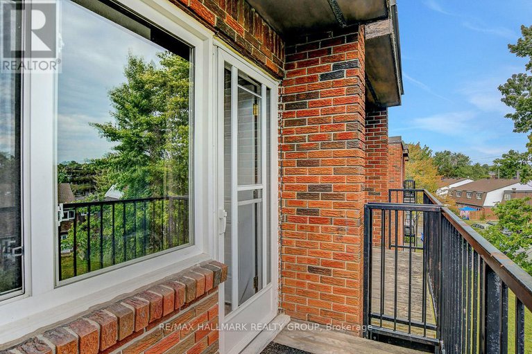 28825537/401c-2041-arrowsmith-drive/beacon-hill-south/ottawa/ontario/K1J7V7_21