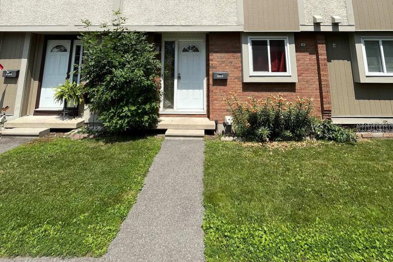28596485/b-469-moodie-drive/arbeatha-park/ottawa/ontario/K2H8T7_1