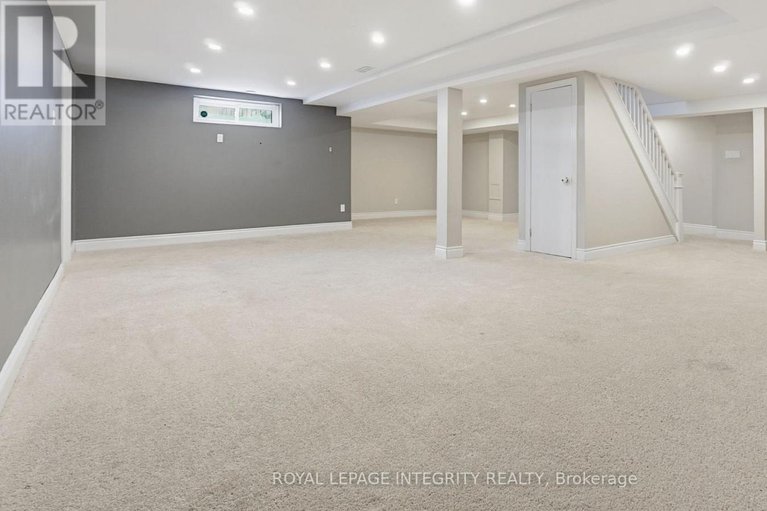 29316968/1055-plante-drive/hunt-clubwestern-community/ottawa/ontario/K1V9E5_38