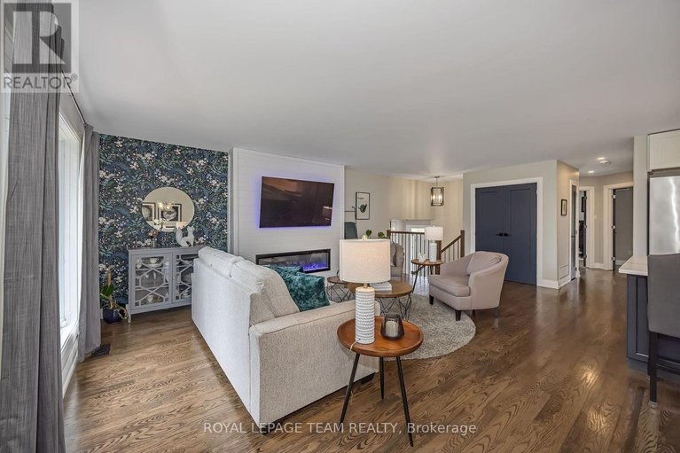 29645410/1517-back-place-avenue/greely/ottawa/ontario/K4P1R3_8