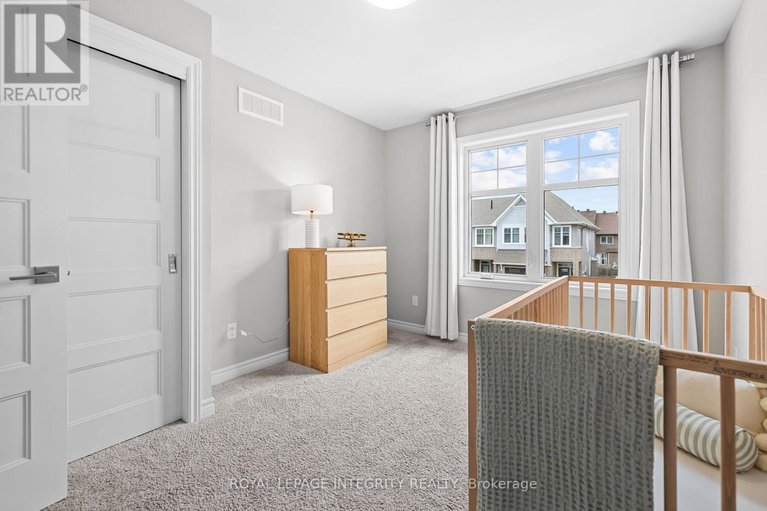 29642319/821-indica-street/stittsville-north/ottawa/ontario/K2S2J8_28